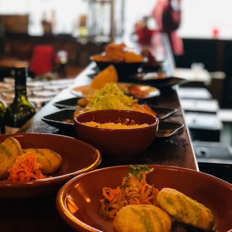 los hermanos 8 768x768