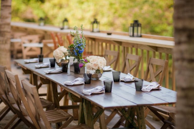 outdoor dining at ola 1 768x512